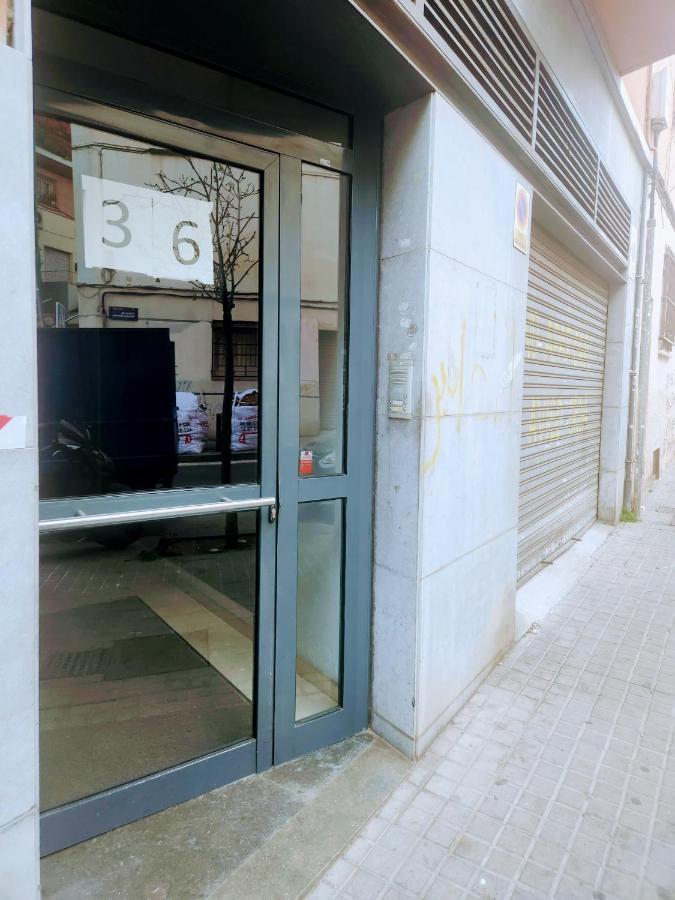 Estudio Con Terraza Badalona Hotel Luaran gambar